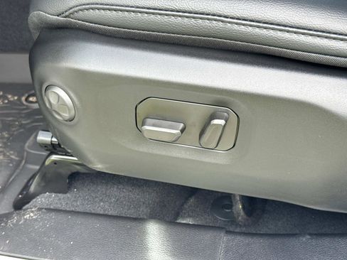 New 2025 Jeep Wrangler Sahara image 18