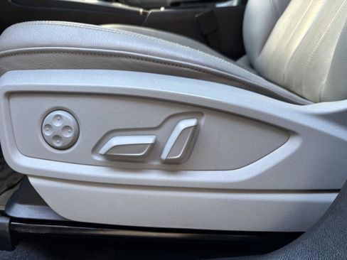 Used 2018 Audi Q5 2.0T Premium image 14