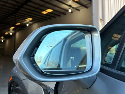 Used 2024 Chevrolet Blazer EV LT image 44