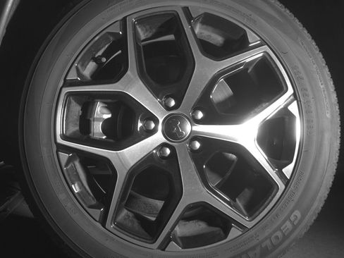 Used 2025 Jeep Compass Limited image 9