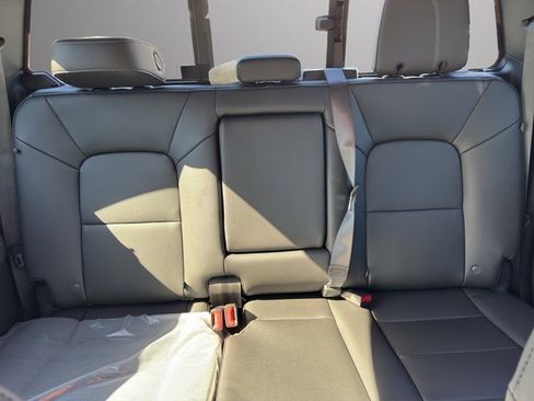 New 2026 GMC Canyon Elevation w/ Convenience Package image 20