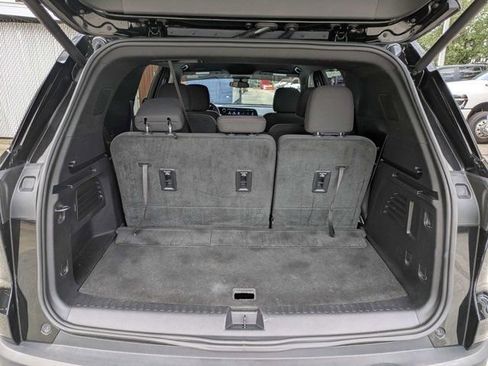 Used 2024 Chevrolet Traverse Z71 AWD/4WD image 12