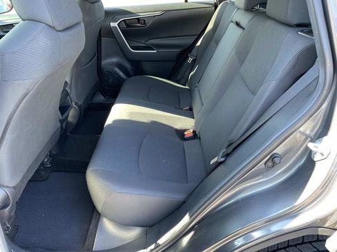 Used 2020 Toyota RAV4 LE image 11
