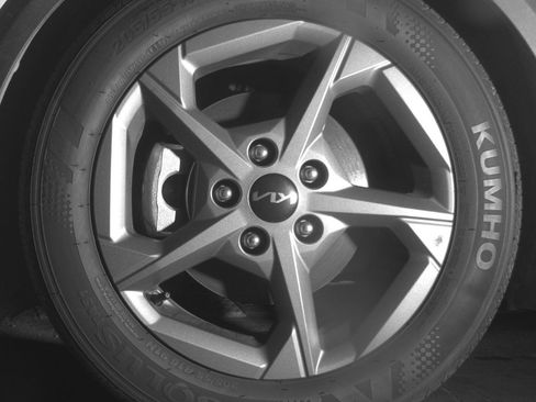 Used 2025 Kia K4 LXS image 12