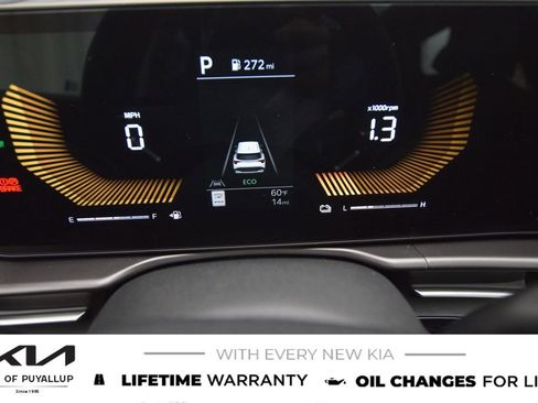 New 2026 Kia Sportage EX image 18