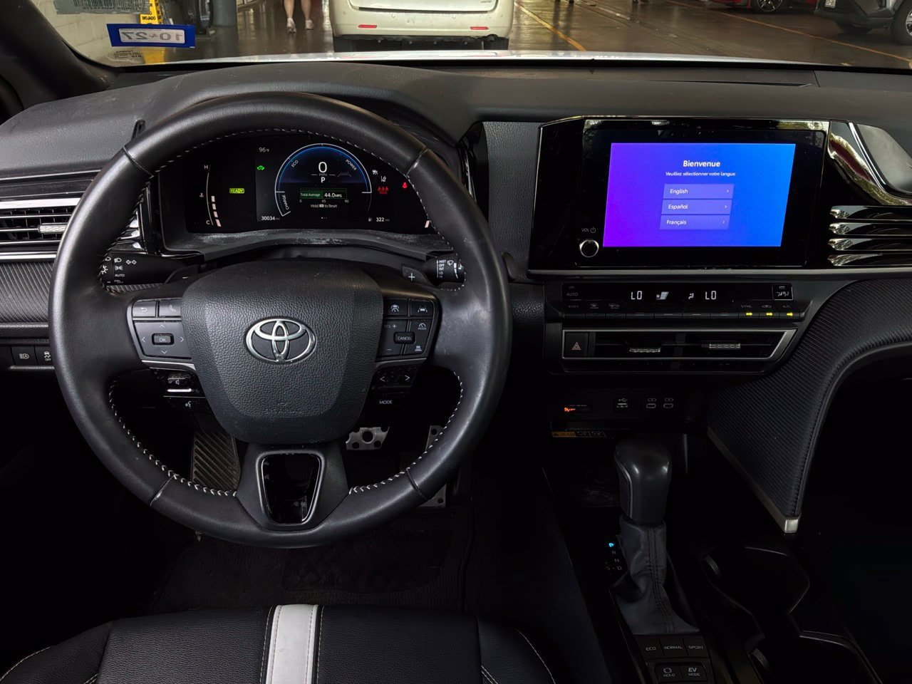 Used 2026 Toyota Camry SE FWD image 14