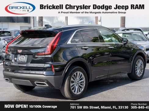 Used 2025 Cadillac XT4 Premium Luxury image 5