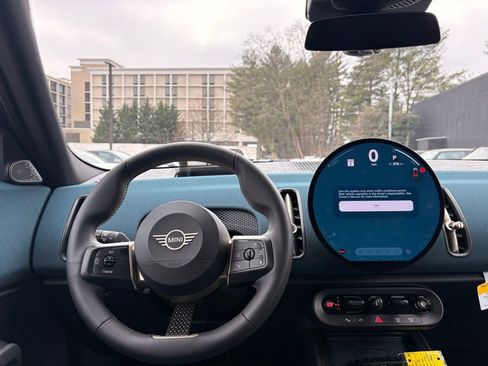 Used 2025 MINI Cooper Countryman S w/ Comfort Package Max image 31