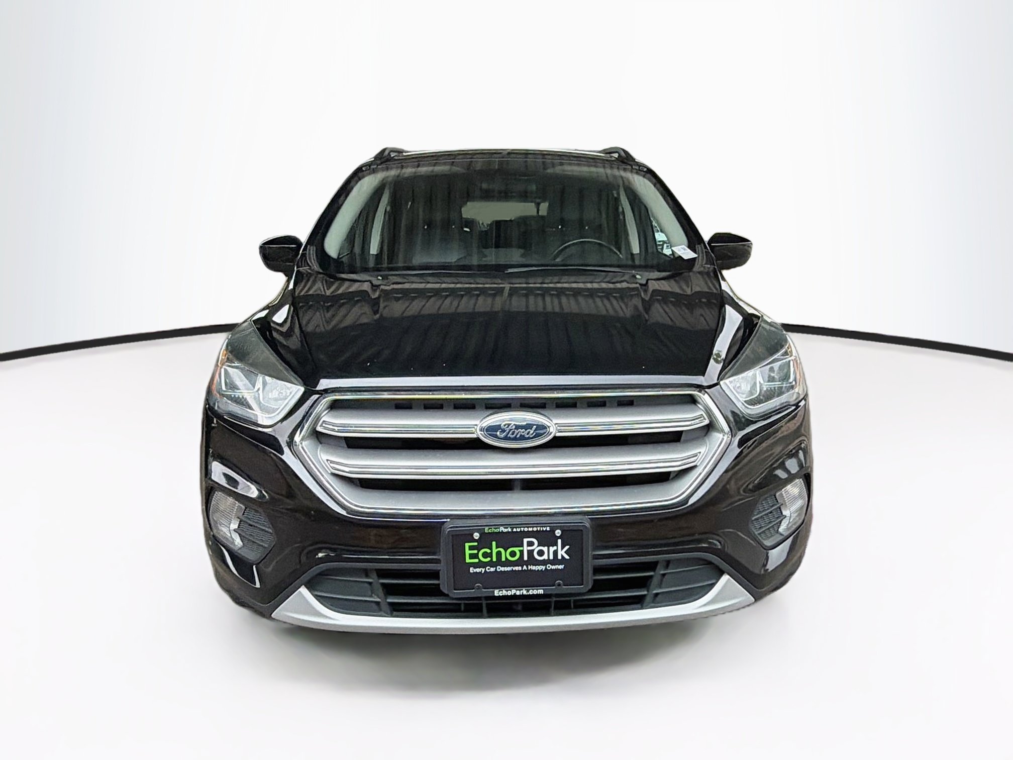 Used 2017 Ford Escape SE w/ SE Leather Comfort Package AWD/4WD image 2