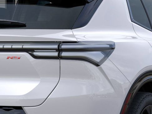 New 2025 Chevrolet Equinox EV RS w/ Convenience Package II image 35