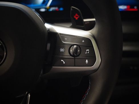 Used 2025 BMW M235i xDrive w/ Premium Package image 18