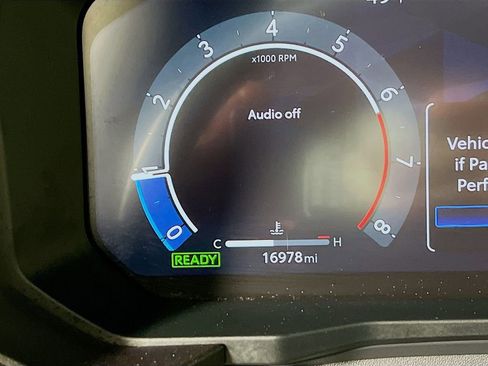 Certified 2025 Toyota Land Cruiser image 12