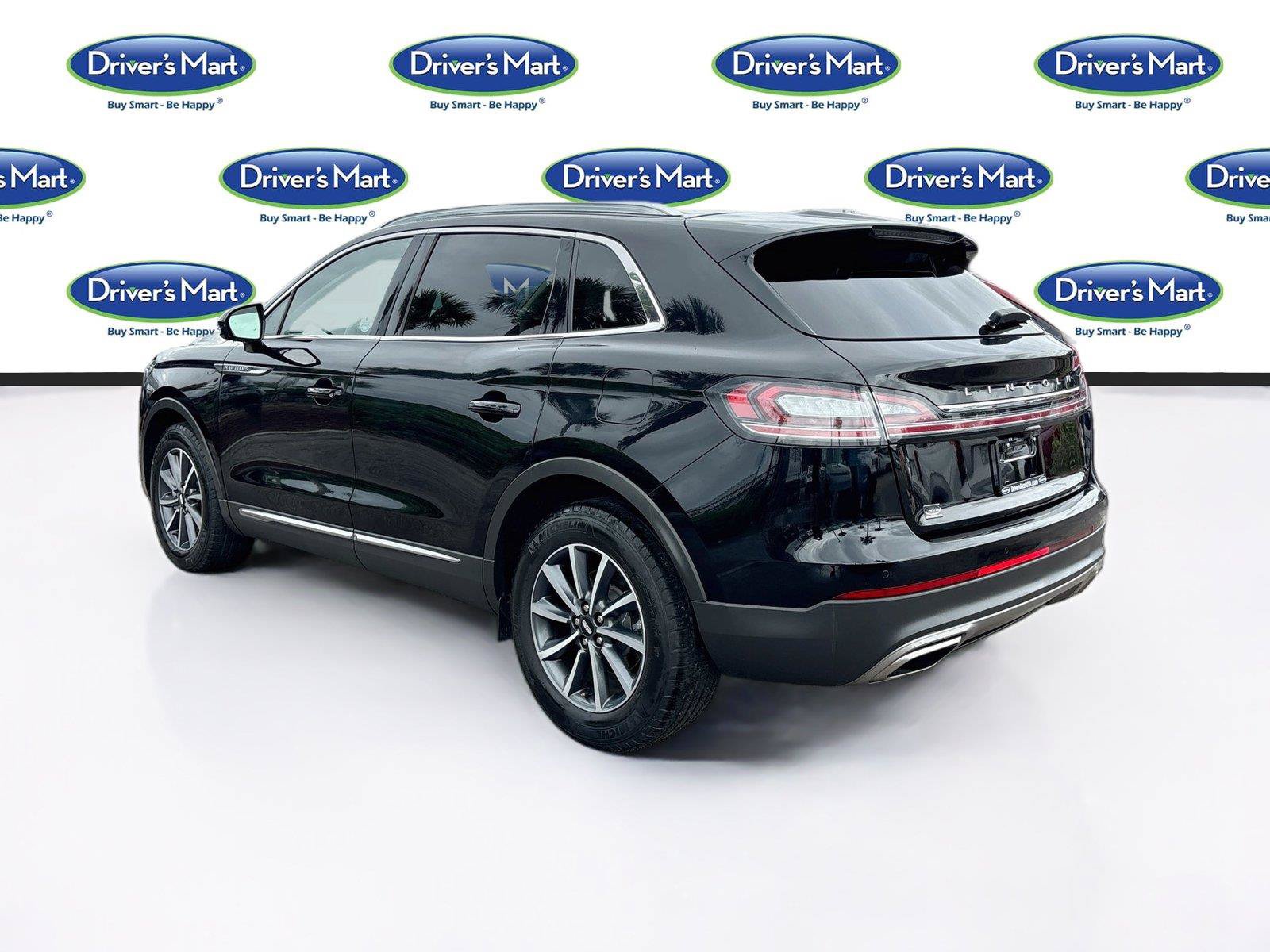Used 2022 Lincoln Nautilus FWD image 5