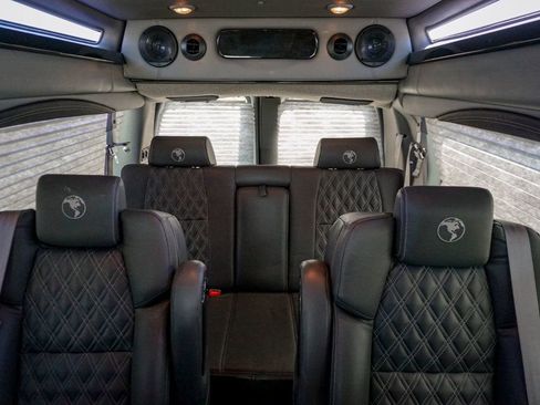 Used 2023 GMC Savana 2500 Extended image 39