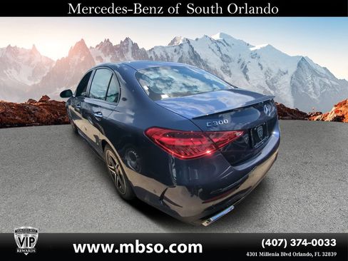 Used 2024 Mercedes-Benz C 300 4MATIC Sedan image 20