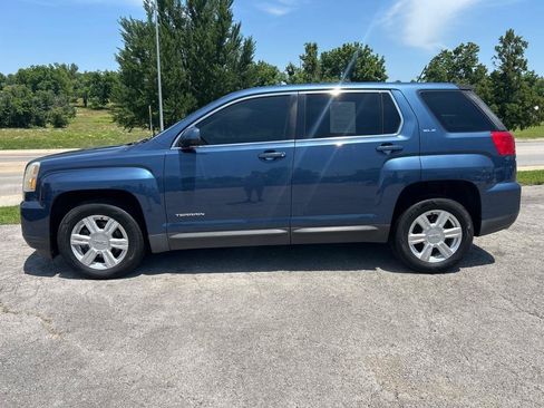 Used 2016 GMC Terrain SLE FWD image 2