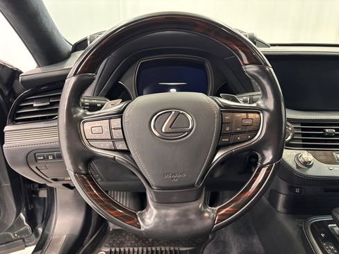 Used 2018 Lexus LS 500 AWD image 13