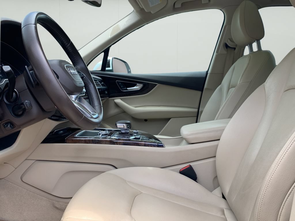Used 2018 Audi Q7 3.0T Premium Plus AWD/4WD image 13
