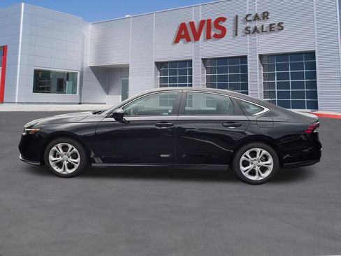 Used 2025 Honda Accord LX image 10