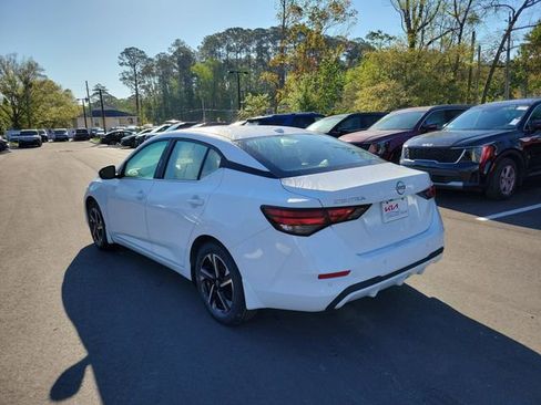 Used 2025 Nissan Sentra SV w/ All-Weather Package image 3