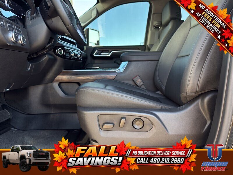 Used 2025 GMC Sierra 2500 SLT w/ SLT Premium Package AWD/4WD image 18