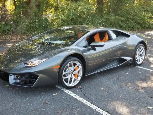 Used 2018 Lamborghini Huracan LP 580-2 image 4