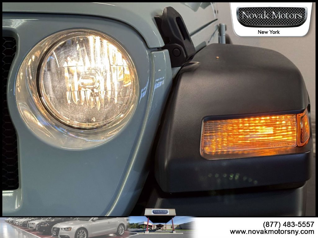Used 2023 Jeep Wrangler Sport AWD/4WD image 10
