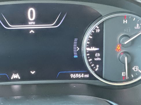 Used 2022 Buick Enclave Premium w/ Surround and Sites Package image 15