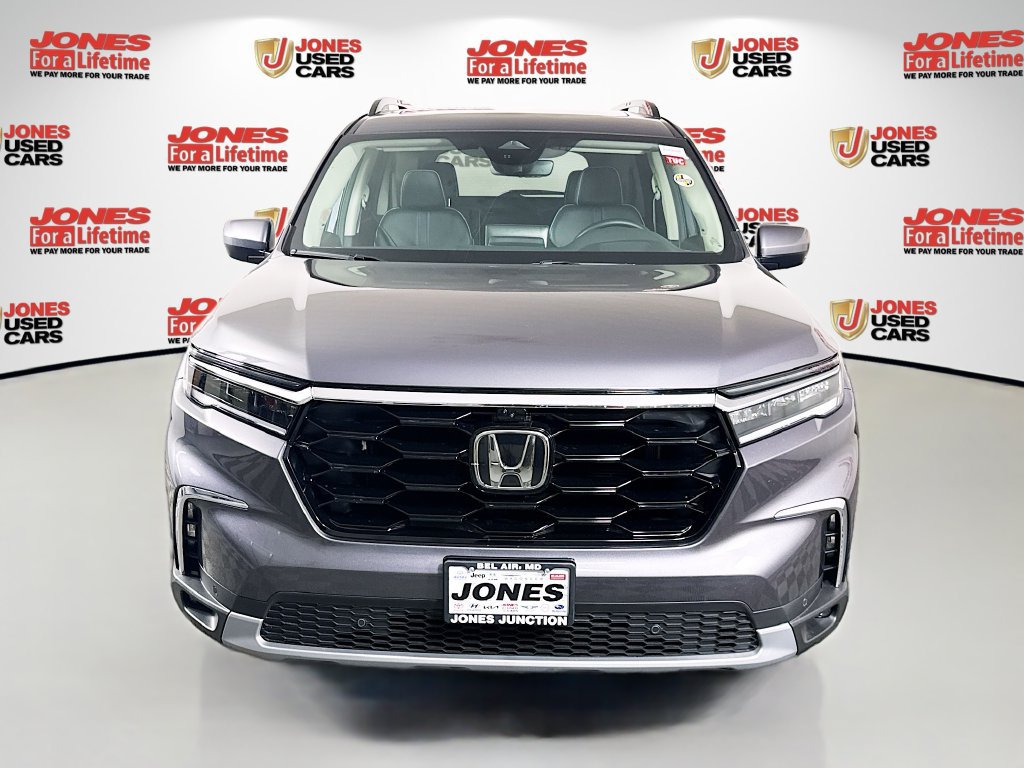 Used 2025 Honda Pilot Elite image 14