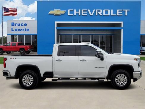 Certified 2025 Chevrolet Silverado 2500 LTZ w/ LTZ Convenience Package image 6