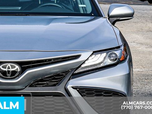 Used 2024 Toyota Camry XSE image 15