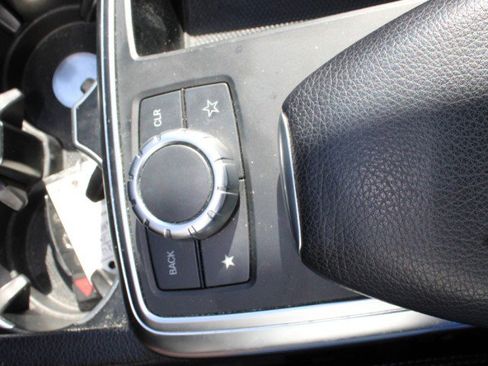 Used 2013 Mercedes-Benz ML 350 2WD image 19