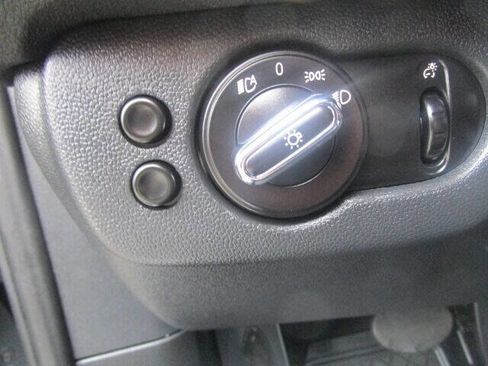 Used 2016 MINI Cooper Clubman image 27