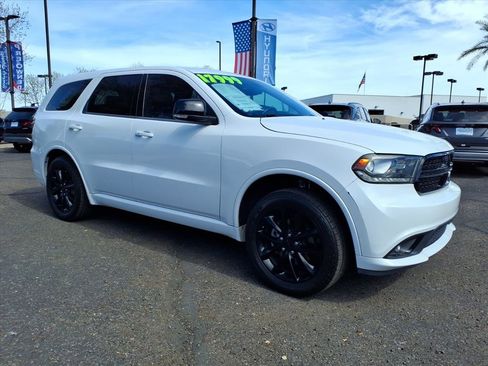 Used 2017 Dodge Durango GT image 3