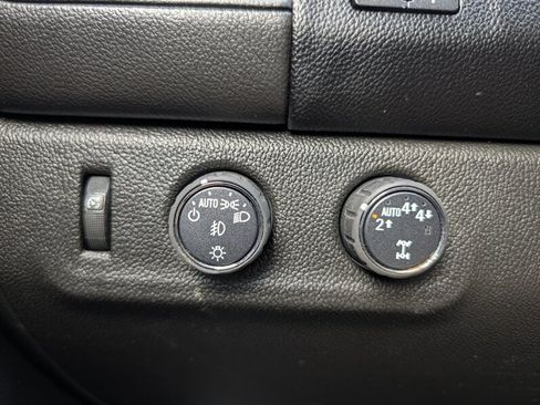 Used 2018 GMC Canyon Denali AWD/4WD image 13