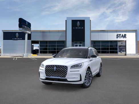 New 2026 Lincoln Corsair Grand Touring AWD/4WD image 2