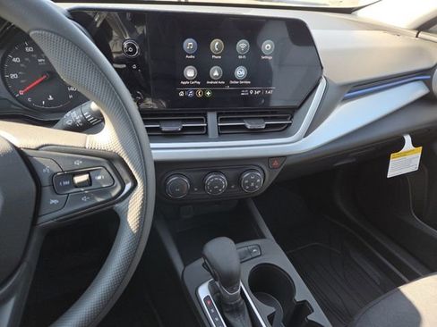 New 2026 Chevrolet Trax LS w/ LS Convenience Package image 33