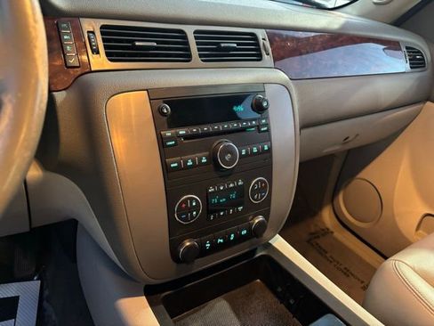 Used 2013 GMC Sierra 2500 SLT w/ SLT Convenience Package image 17