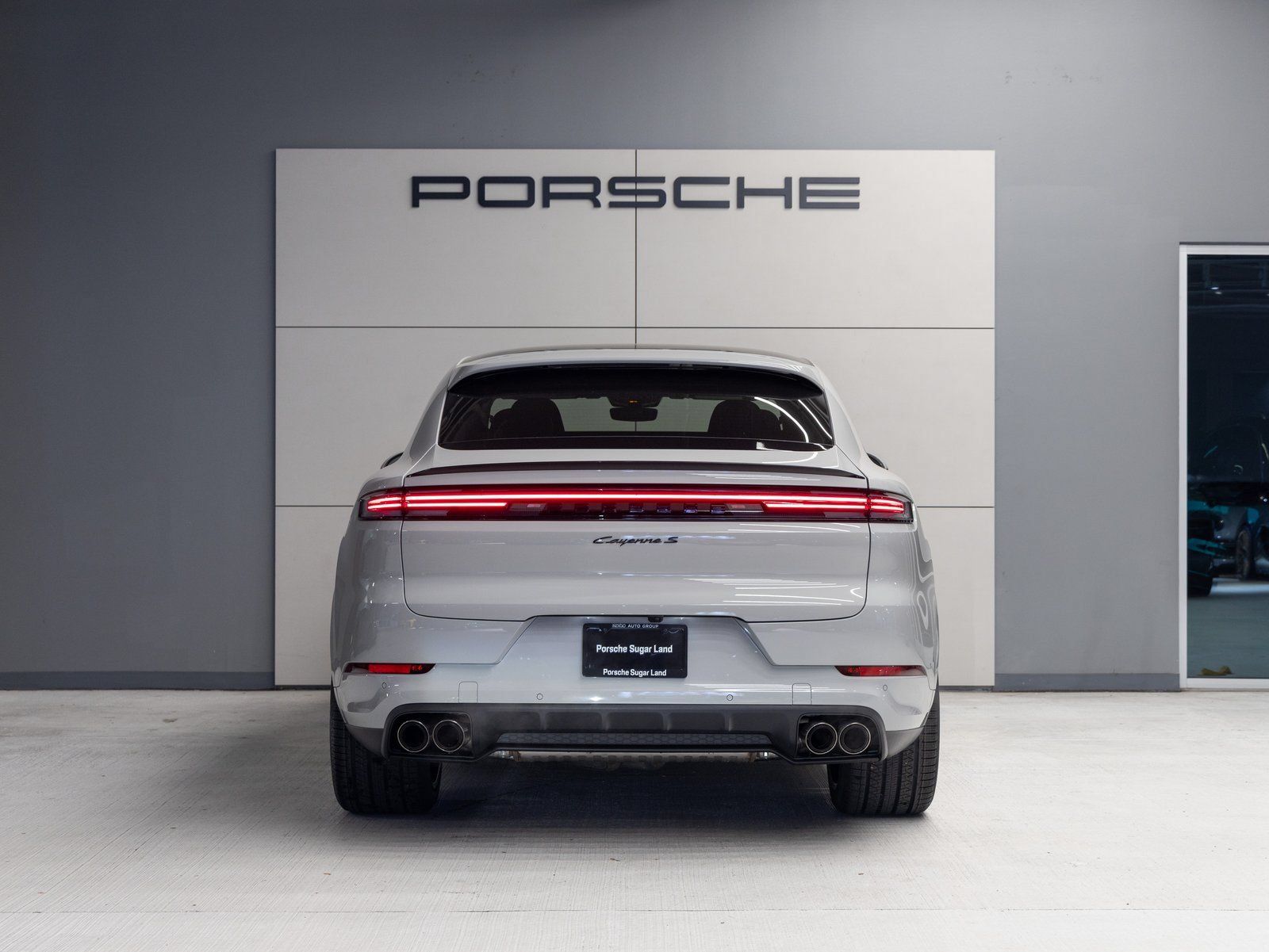 Certified 2026 Porsche Cayenne S AWD/4WD image 6