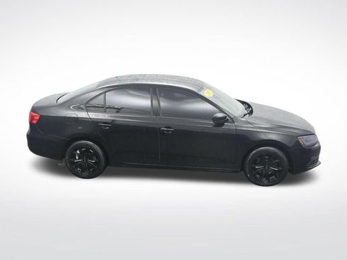 Used 2013 Volkswagen Jetta S FWD image 32