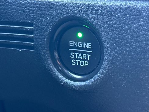 Used 2021 Ford Ranger Lariat w/ Equipment Group 501A High image 34