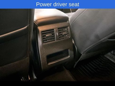 Used 2023 Mitsubishi Outlander SE Black Edition image 13