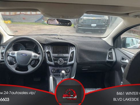 Used 2013 Ford Focus Titanium w/ Titanium Handling Pkg FWD image 11
