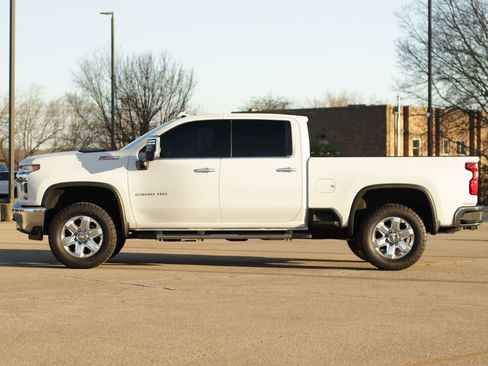 Used 2021 Chevrolet Silverado 2500 LTZ w/ LTZ Plus Package AWD/4WD image 4