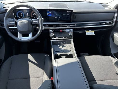 New 2026 Hyundai Santa Fe SE image 3