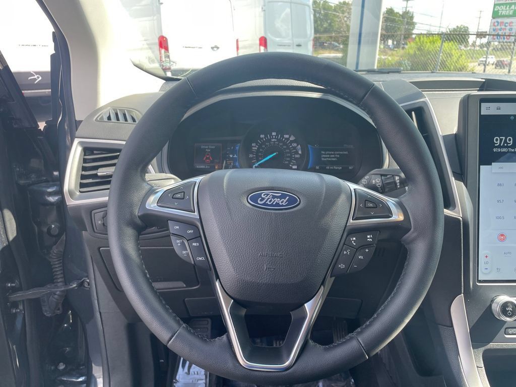 Used 2023 Ford Edge SEL w/ Convenience Package AWD/4WD image 18