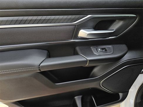 New 2026 RAM 1500 4x4 Crew Cab image 13