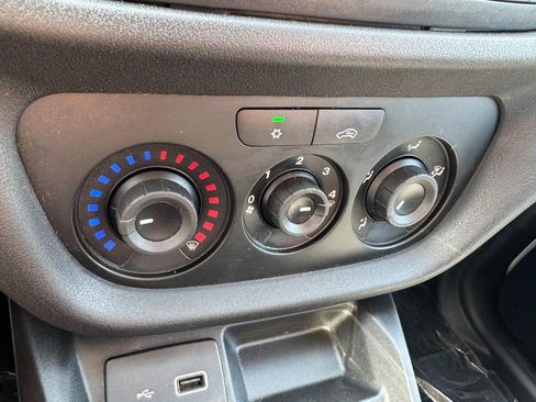 Used 2022 RAM ProMaster City Wagon FWD image 16
