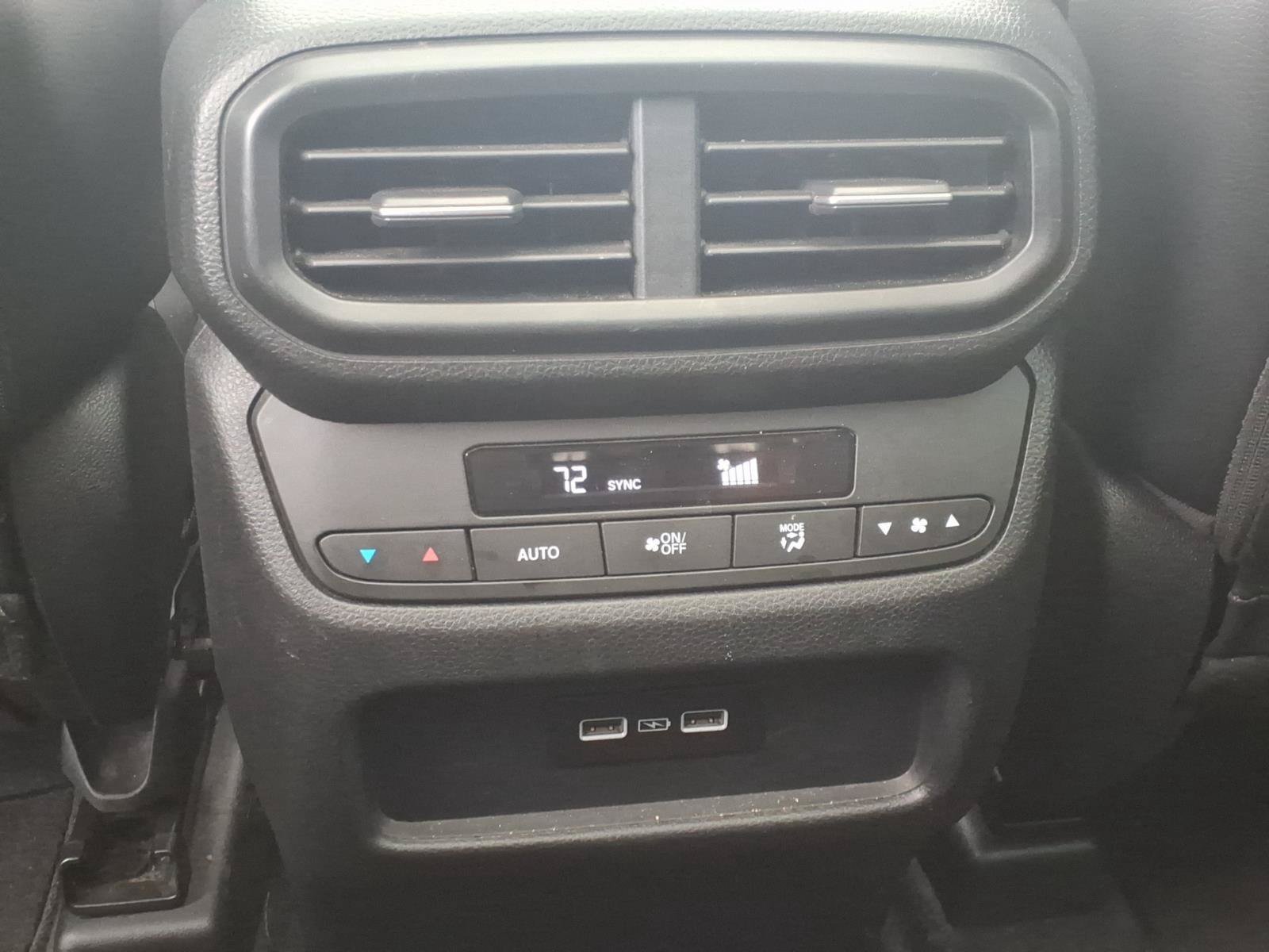 Certified 2023 Honda Pilot Touring image 35