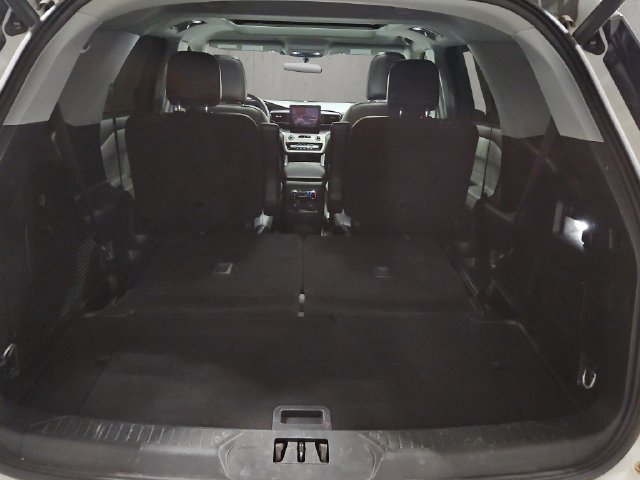 Certified 2024 Ford Explorer XLT w/ Equipment Group 202A AWD/4WD image 23